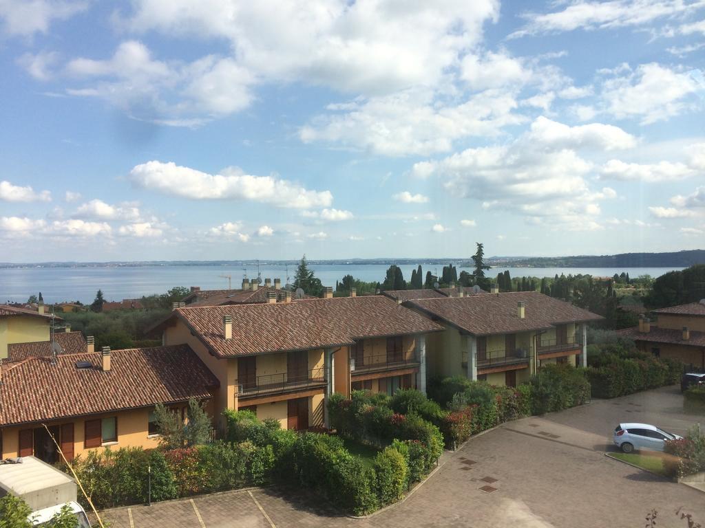 Hotel La Pergola Moniga del Garda Exterior photo