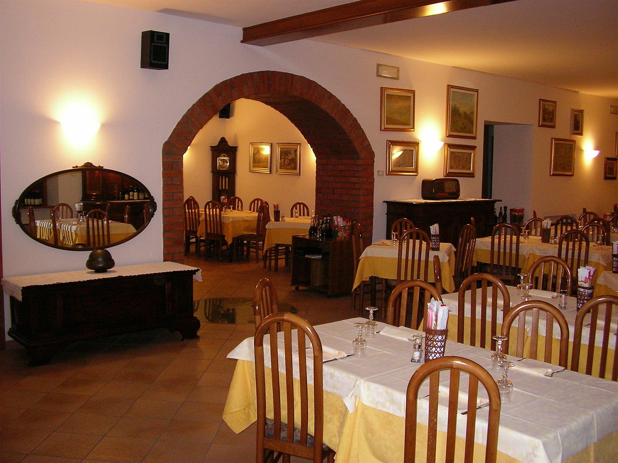 Hotel La Pergola Moniga del Garda Exterior photo